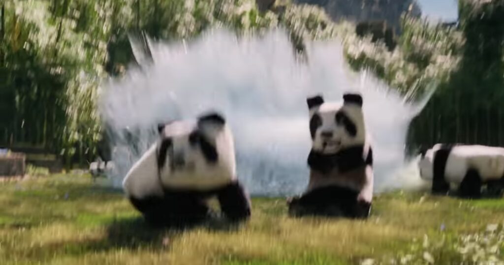 マイクラ映画　「水バケツクッション」が間近で炸裂してびっくりしたまどろみ中のパンダ